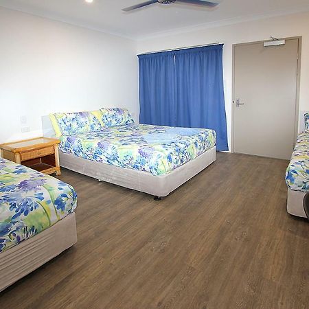 Reef Gardens Motel Proserpine Eksteriør bilde